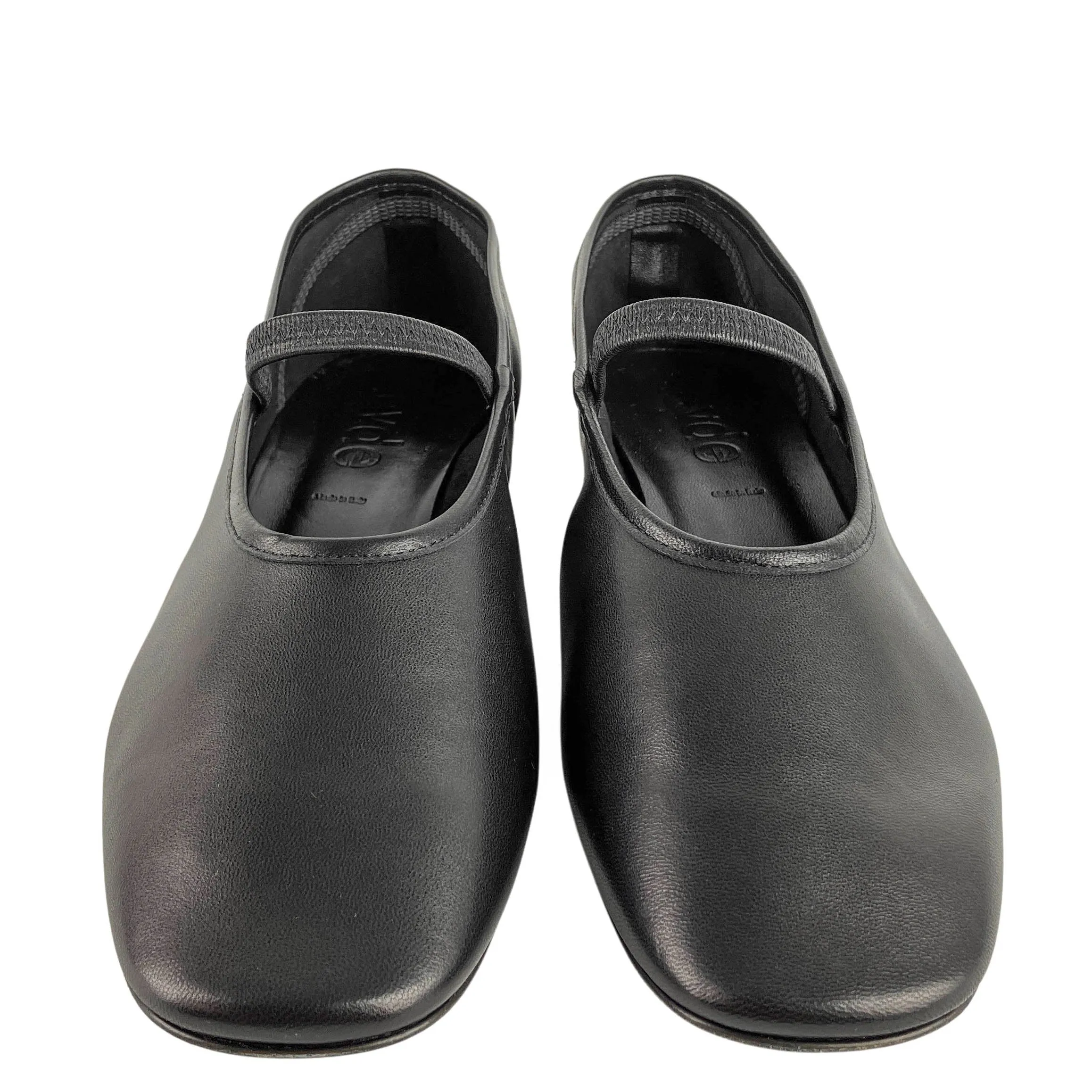 Aeyde Pippa Leather Ballet Flats in Black