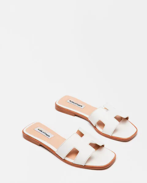 BIANKA BLANCO FLATS
