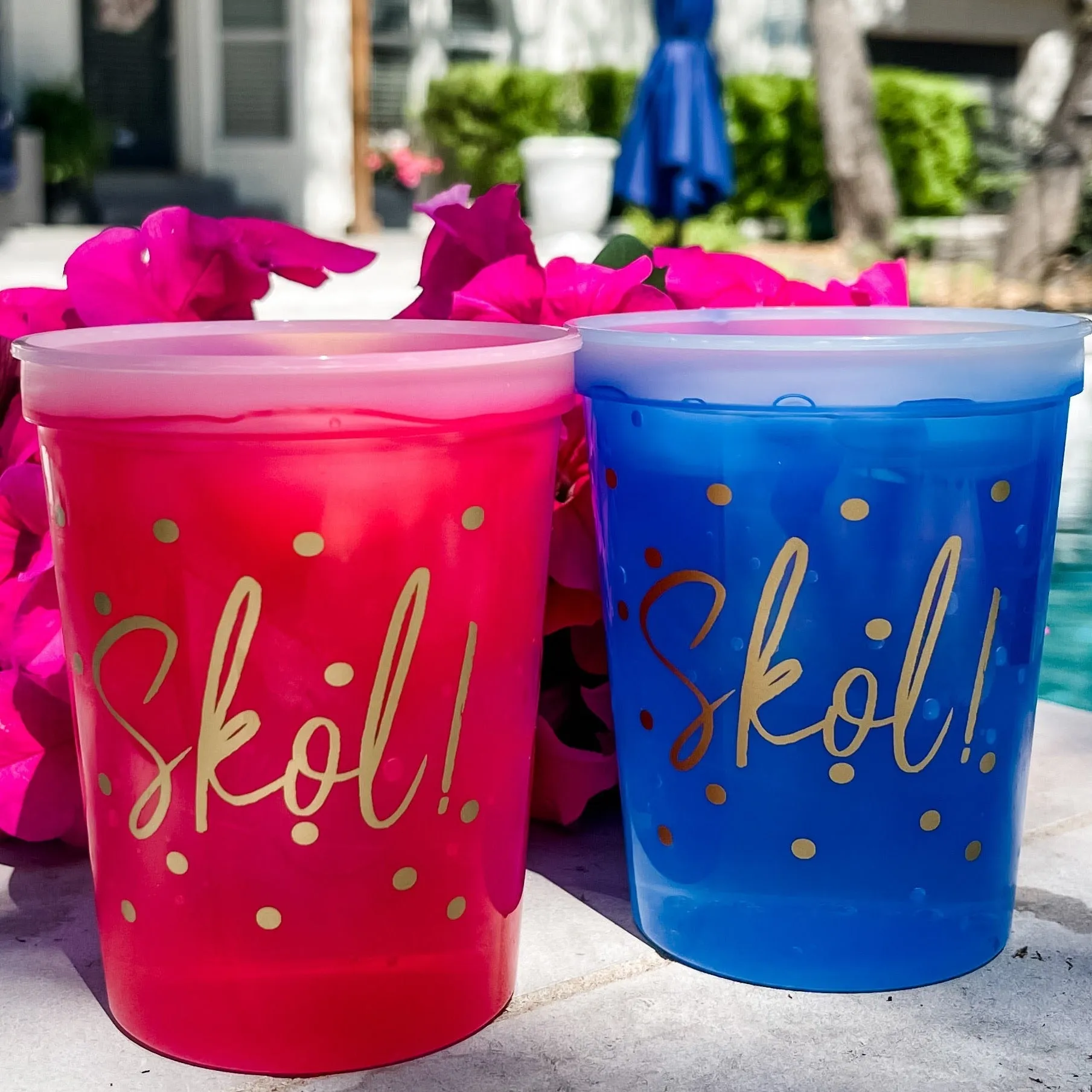 Custom Designed Plastic Stadium Mood Cups