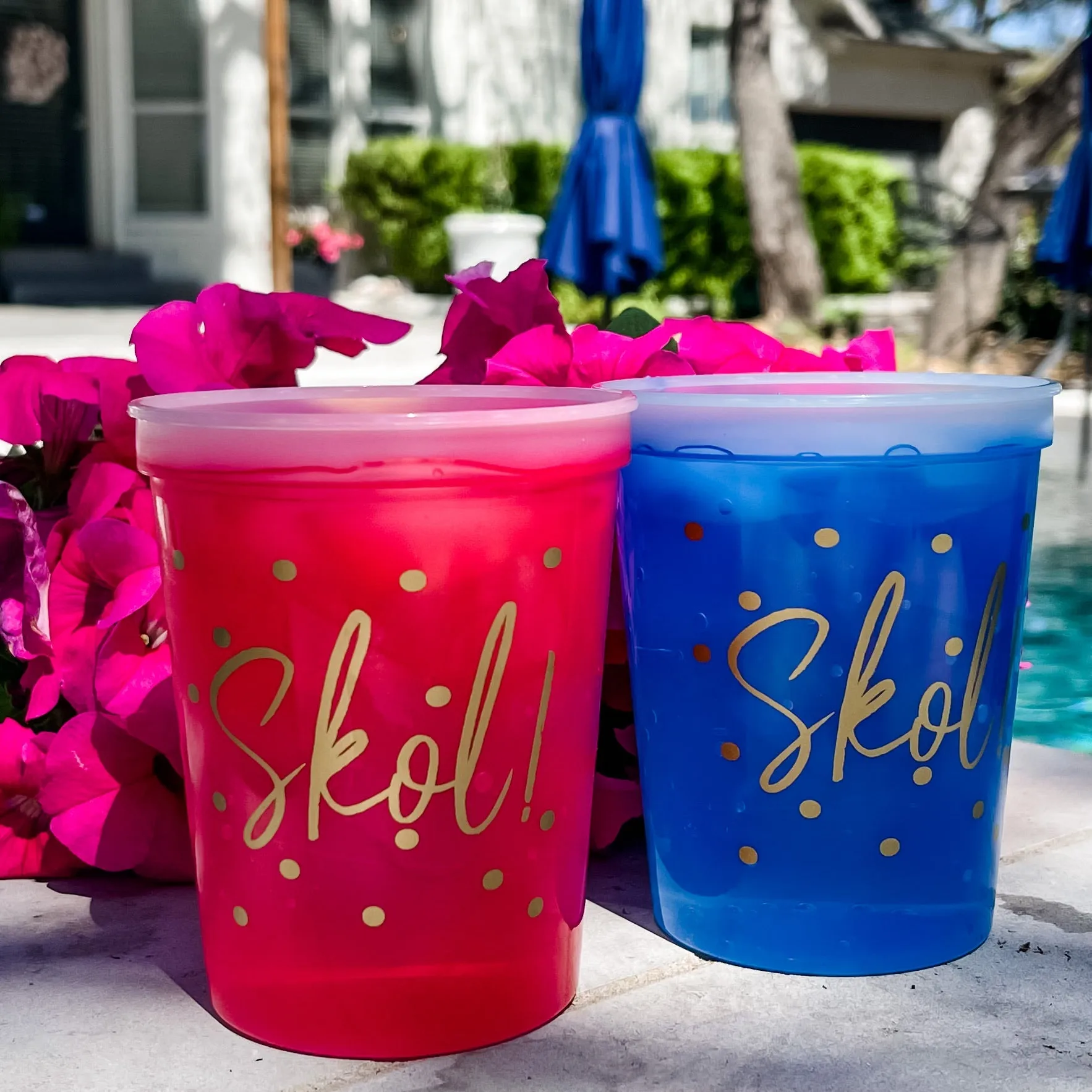 Custom Designed Plastic Stadium Mood Cups