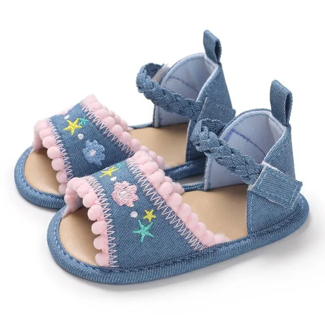 Demitria Baby Girls' Casual Sandal