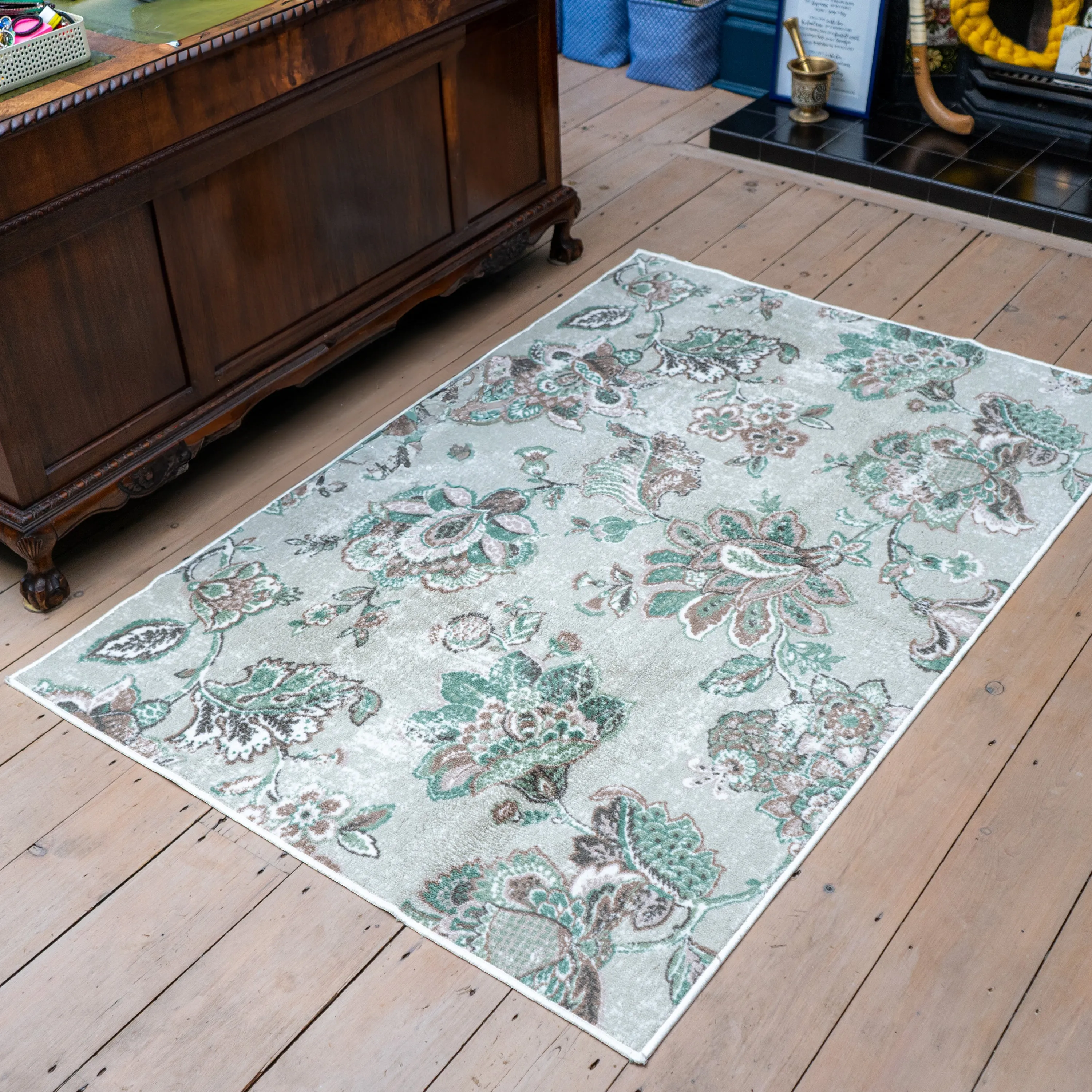 Dreams & Drapes Keats Washable Rug - Green