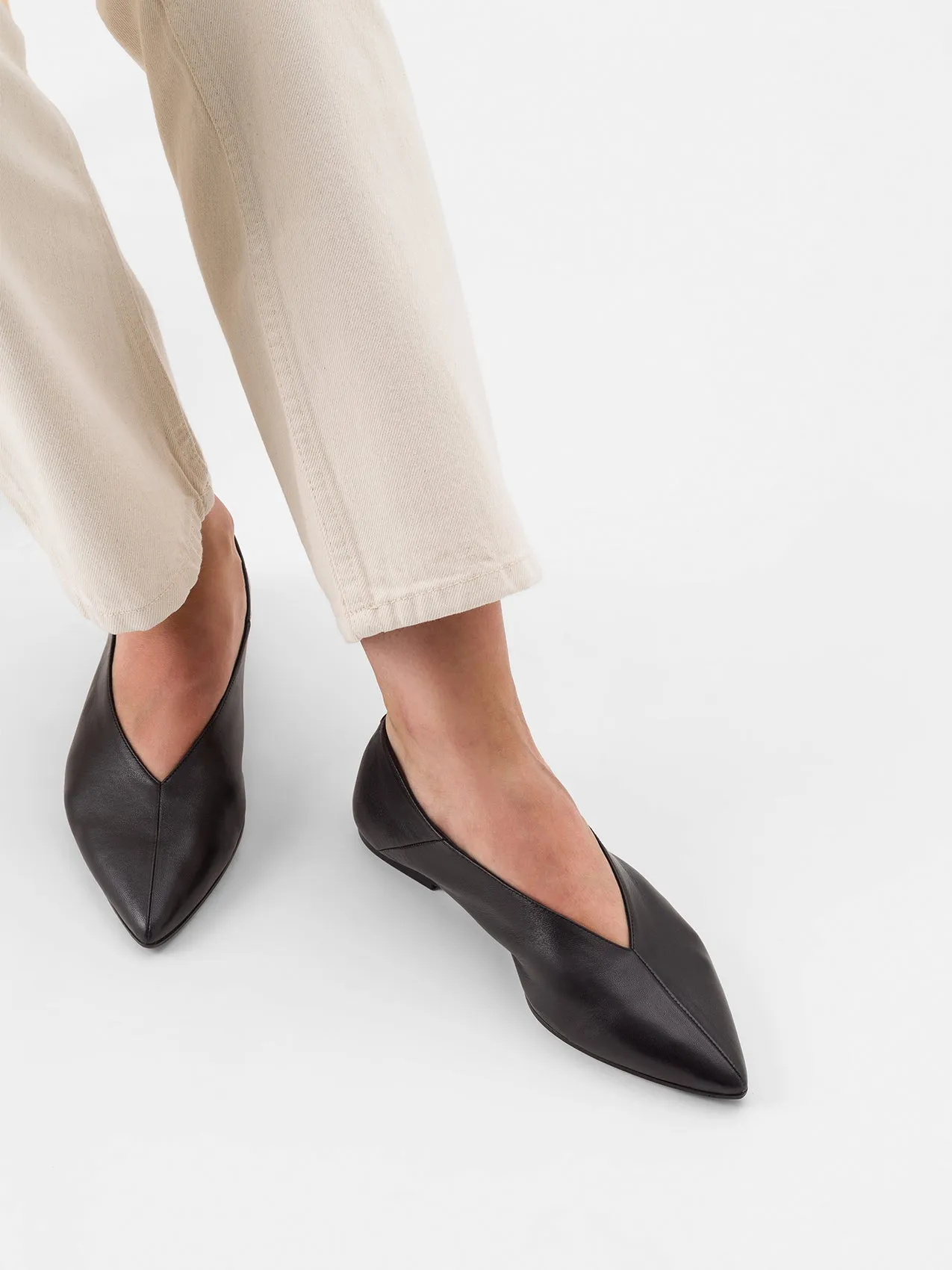 Moa Leather Ballet Flats