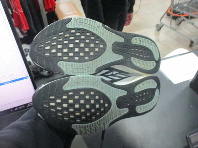 Used Adidas Supernova  Running Shoes Size 9