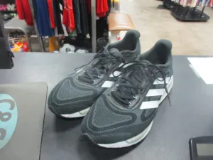 Used Adidas Supernova  Running Shoes Size 9