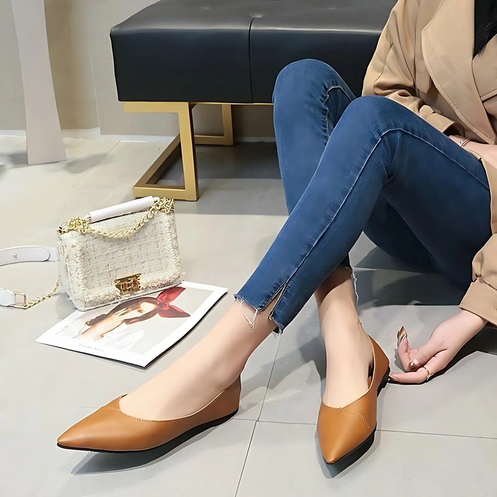 Women's Casual Shoes 2021 Soft PU Leather Ballet Flats Pointed Toe Shallow Mouth Slip-on Ladies Loafer