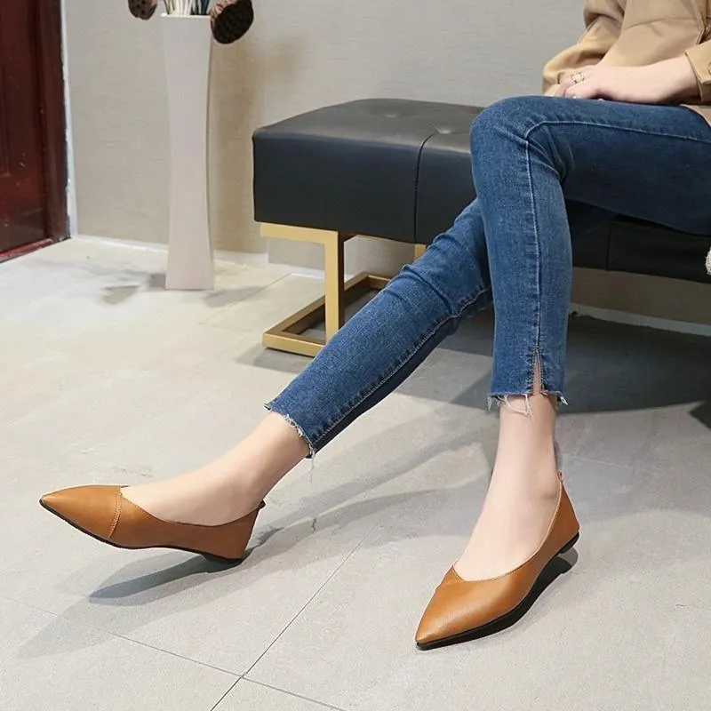 Women's Casual Shoes 2021 Soft PU Leather Ballet Flats Pointed Toe Shallow Mouth Slip-on Ladies Loafer