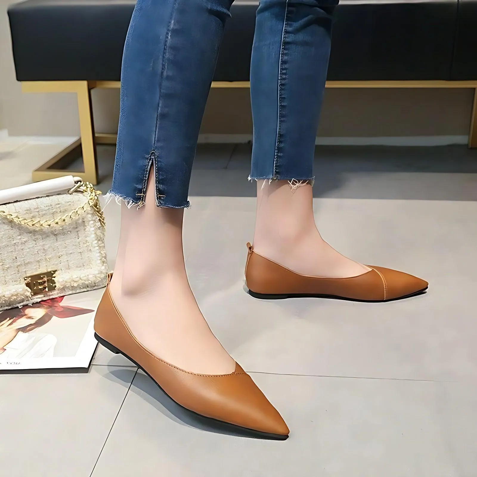 Women's Casual Shoes 2021 Soft PU Leather Ballet Flats Pointed Toe Shallow Mouth Slip-on Ladies Loafer